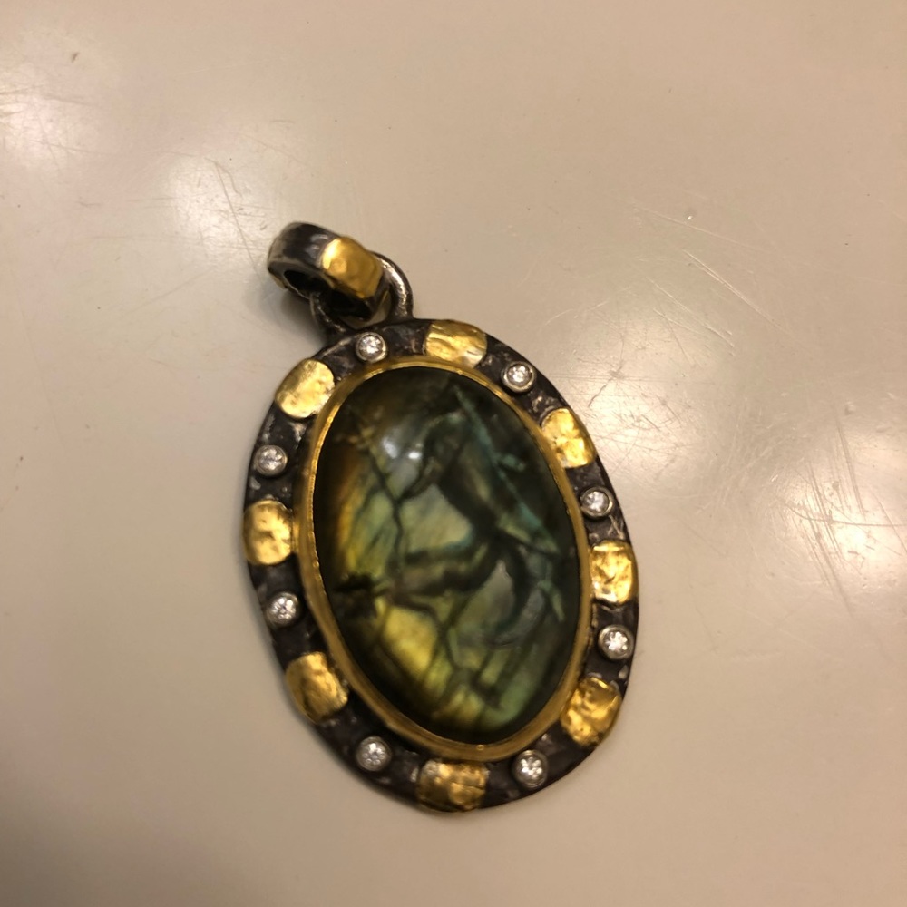LABRADORITE PENDANT DIAMOND AND STERLING - Picture 3 of 8